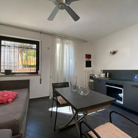 Jasmine House * Rome